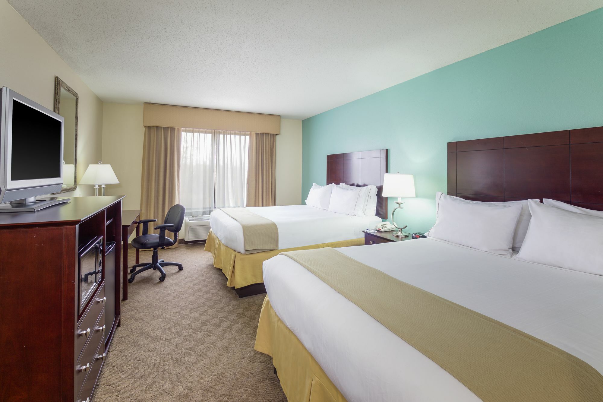 Holiday Inn Express Hotel & Suites Greensboro-East, An Ihg Hotel Ngoại thất bức ảnh